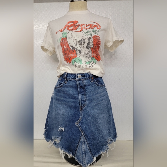 Levi's Big E 501 Jean Skirt Upcycled - Picture 3 of 12